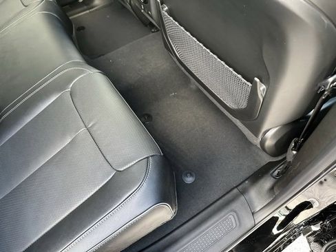 New 2025 Jeep Grand Cherokee Overland image 20