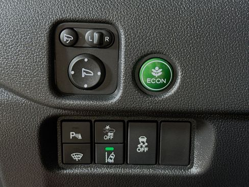 Used 2024 Honda Passport Black Edition image 9