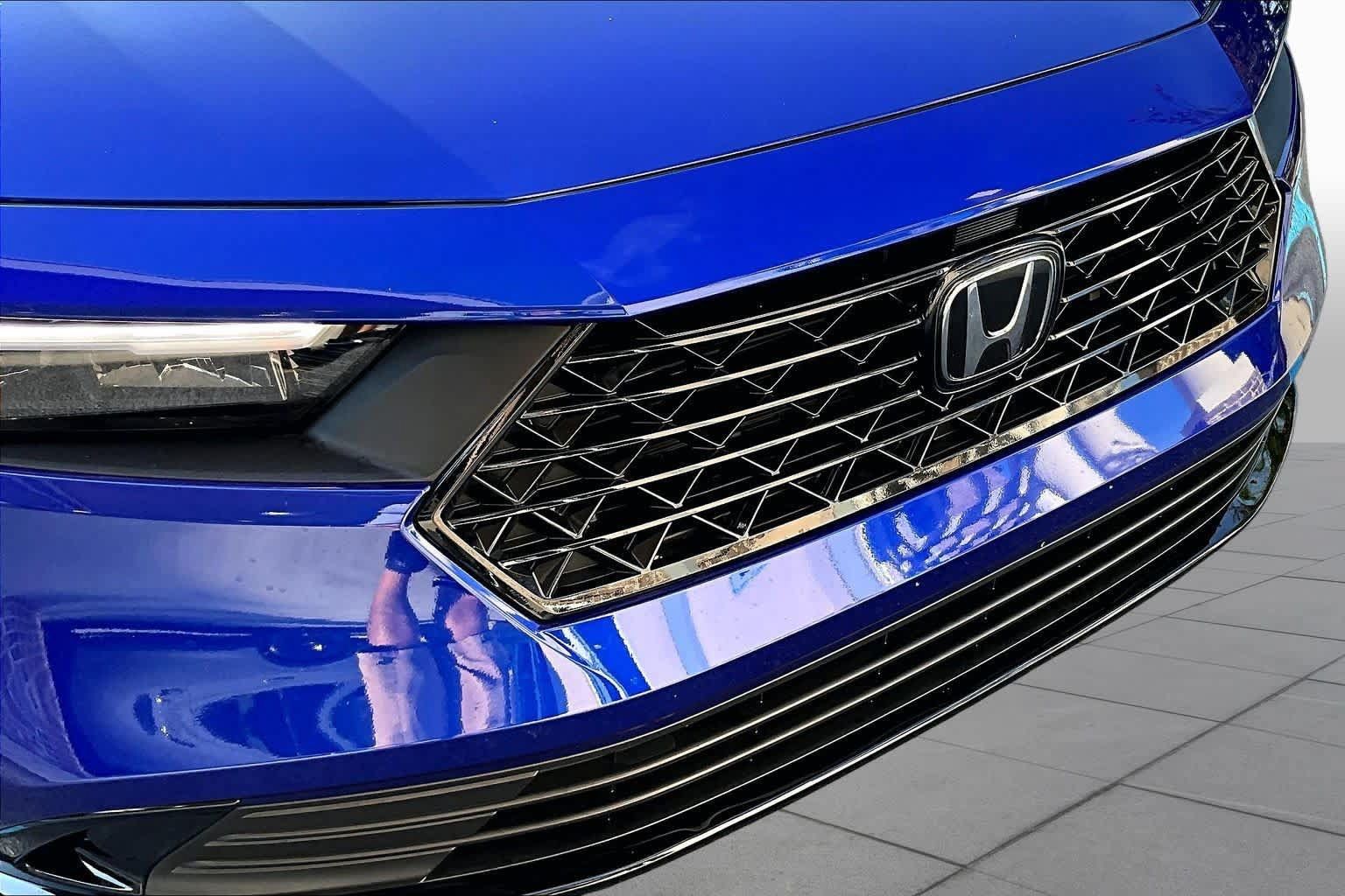 Used 2025 Honda Accord Sport image 30