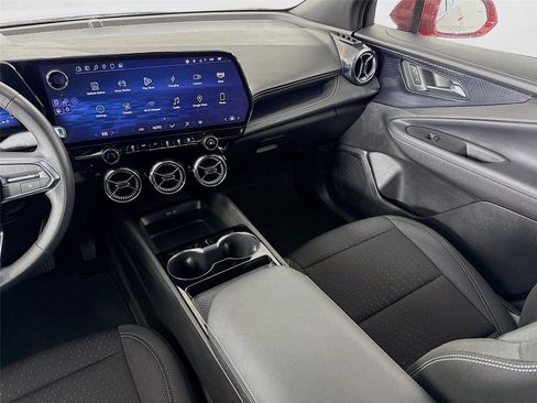 Used 2025 Chevrolet Blazer EV LT image 22