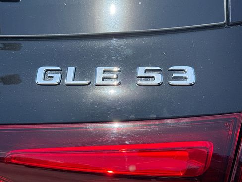 Used 2024 Mercedes-Benz GLE 53 AMG 4MATIC image 11