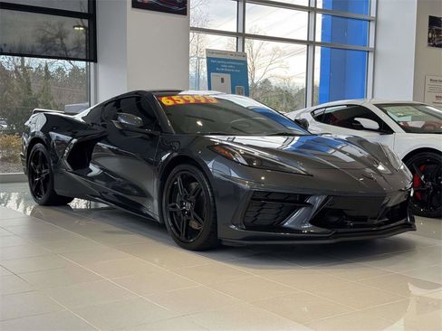 Used 2021 Chevrolet Corvette Stingray Preferred Cpe w/ Z51 Performance Package image 2