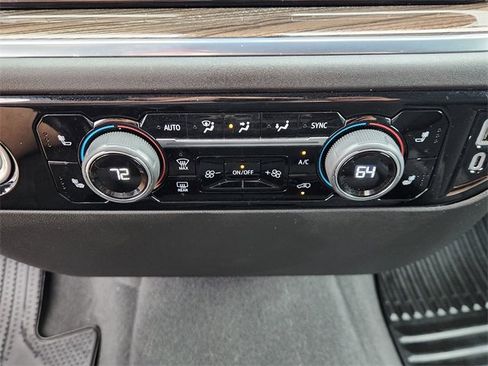 Used 2024 Chevrolet Silverado 1500 LT image 18