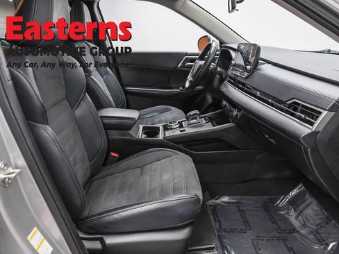 Used 2024 Mitsubishi Outlander SE FWD image 23