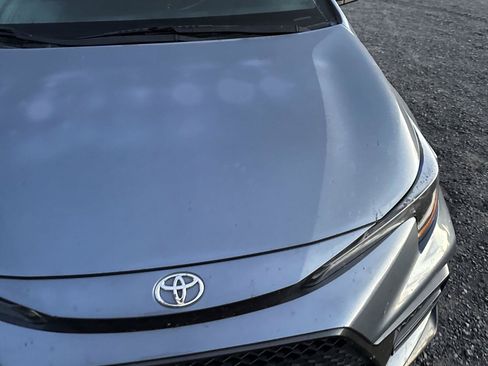 Used 2020 Toyota Corolla SE FWD image 2