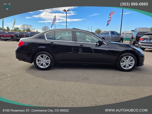 Used 2015 INFINITI Q40 AWD w/ Navigation Package image 4