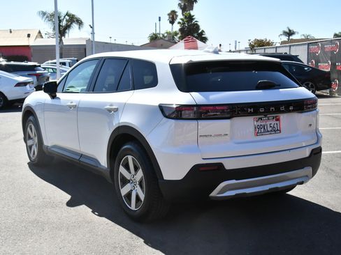 Used 2024 Honda Prologue EX image 6