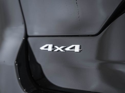 New 2025 Jeep Grand Cherokee Laredo X image 7