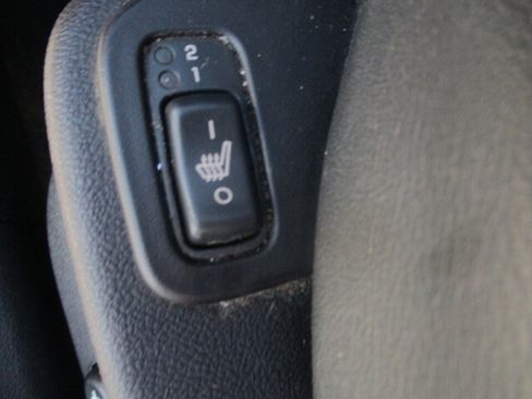 Used 2010 Chevrolet Malibu LT image 27