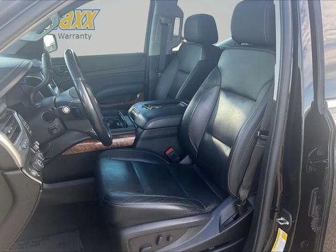 Used 2019 Chevrolet Suburban Premier AWD/4WD image 27