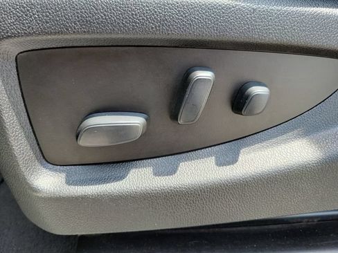 Used 2019 Chevrolet Silverado 2500 High Country w/ Duramax Plus Package AWD/4WD image 30