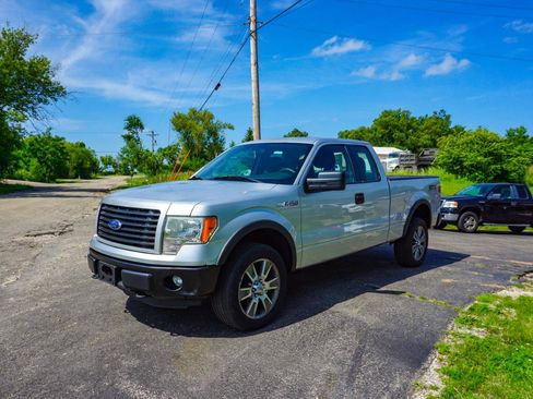 Used 2014 Ford F150 STX w/ Equipment Group 201A Mid AWD/4WD image 7