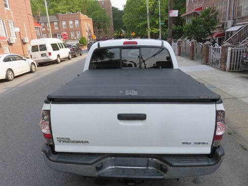 Used 2012 Toyota Tacoma 4x4 Double Cab image 20