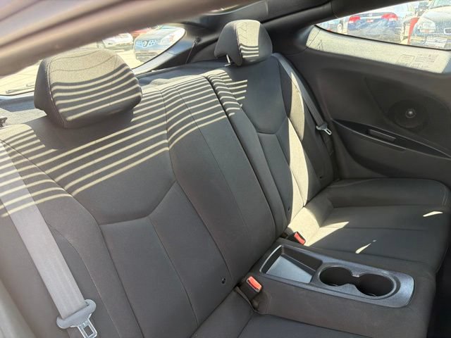 Used 2017 Hyundai Veloster Value Edition FWD image 21