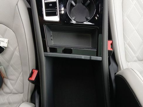 New 2026 Volkswagen Atlas Cross Sport SEL Premium R-Line image 26