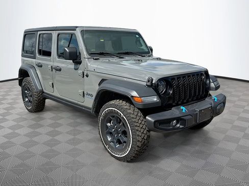 Used 2023 Jeep Wrangler Unlimited w/ Cold Weather Group AWD/4WD image 4