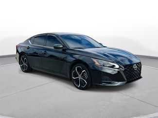 Used 2023 Nissan Altima 2.5 SR w/ SR Premium Package video 2