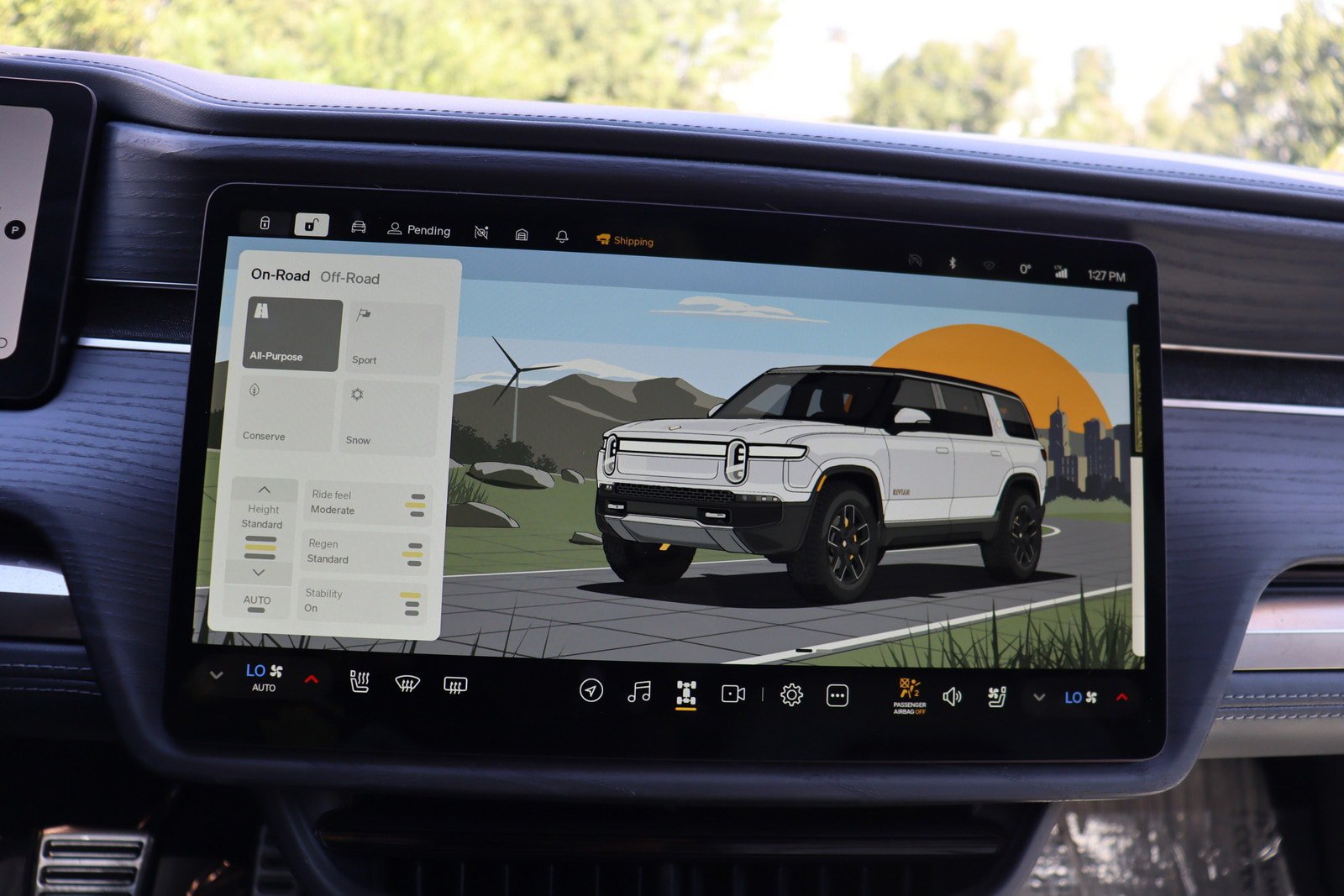 Used 2024 Rivian R1S Adventure Quad AWD/4WD image 30