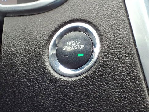 Used 2013 Cadillac SRX Premium image 22