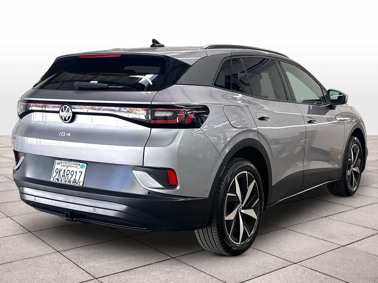 Used 2023 Volkswagen ID.4 Pro S AWD/4WD image 9