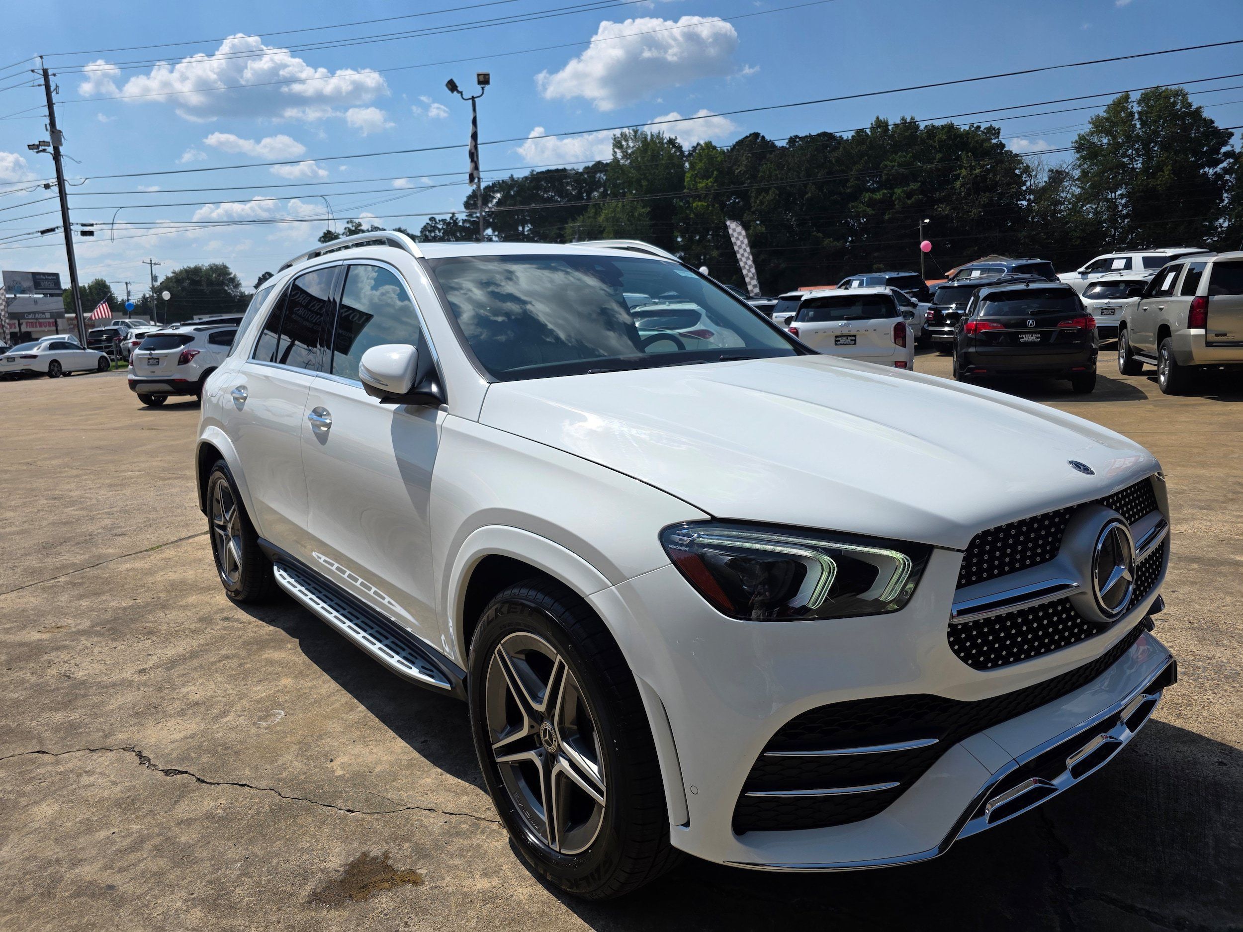 Used 2020 Mercedes-Benz GLE 350 4MATIC image 3