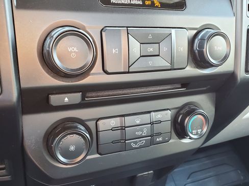 Used 2017 Ford F150 XL w/ Equipment Group 101A Mid RWD image 20