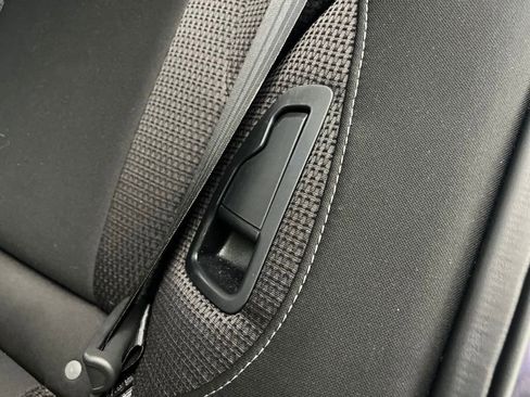 Used 2023 Subaru Outback Premium image 16