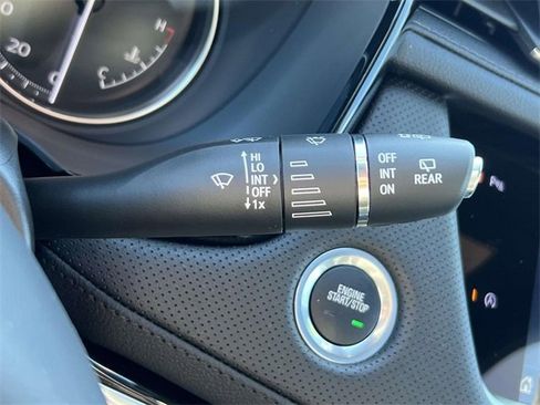 Used 2024 Cadillac XT6 Luxury w/ LPO, Floor Liner Package image 28