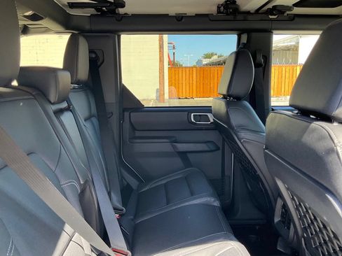New 2026 Ford Bronco Badlands w/ Sasquatch Package AWD/4WD image 31