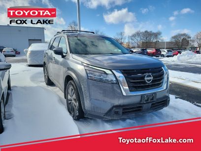 Used 2022 Nissan Pathfinder SV w/ SV Premium Package