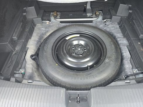 Used 2021 Nissan Rogue SV AWD/4WD image 13