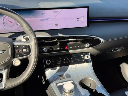 Used 2026 Genesis Electrified GV70 Advanced image 27