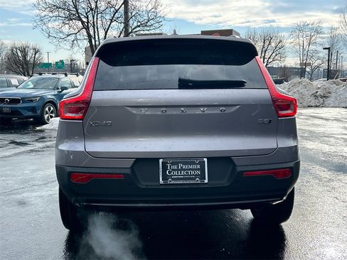 New 2026 Volvo XC40 B5 Core w/ Protection Package Premier image 3