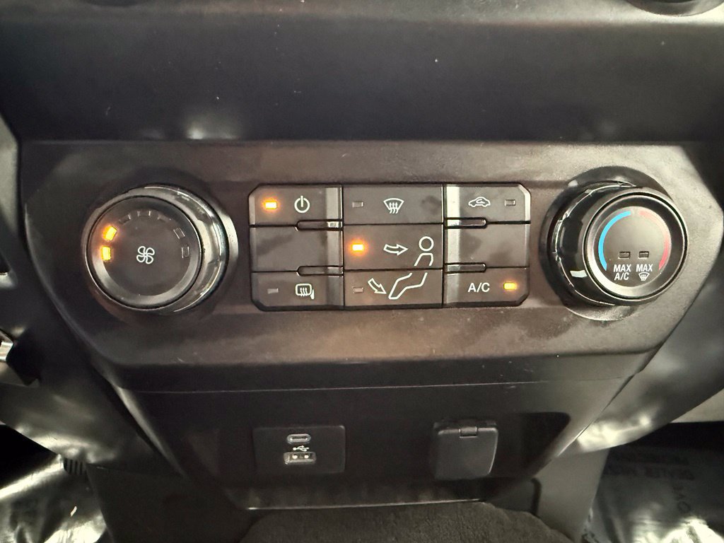 Used 2021 Ford F350 XLT w/ XLT Value Package AWD/4WD image 42