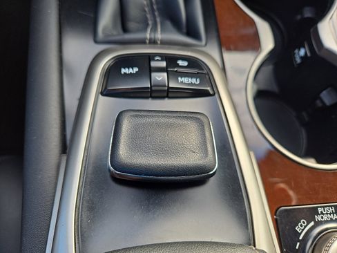 Used 2018 Lexus RX 350 AWD image 25