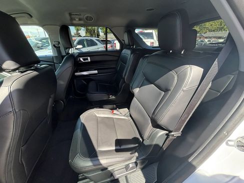 Used 2021 Ford Explorer XLT w/ Equipment Group 202A image 23