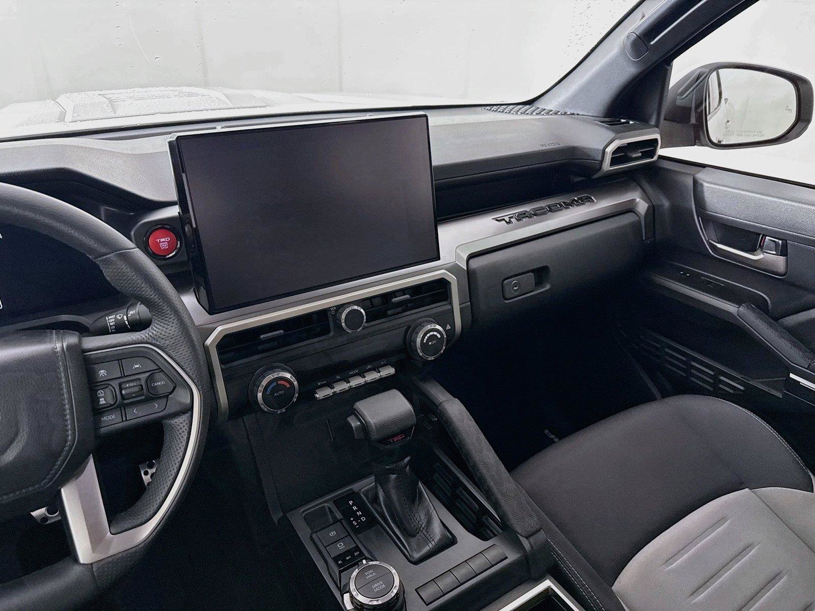 Certified 2025 Toyota Tacoma TRD Sport AWD/4WD image 32