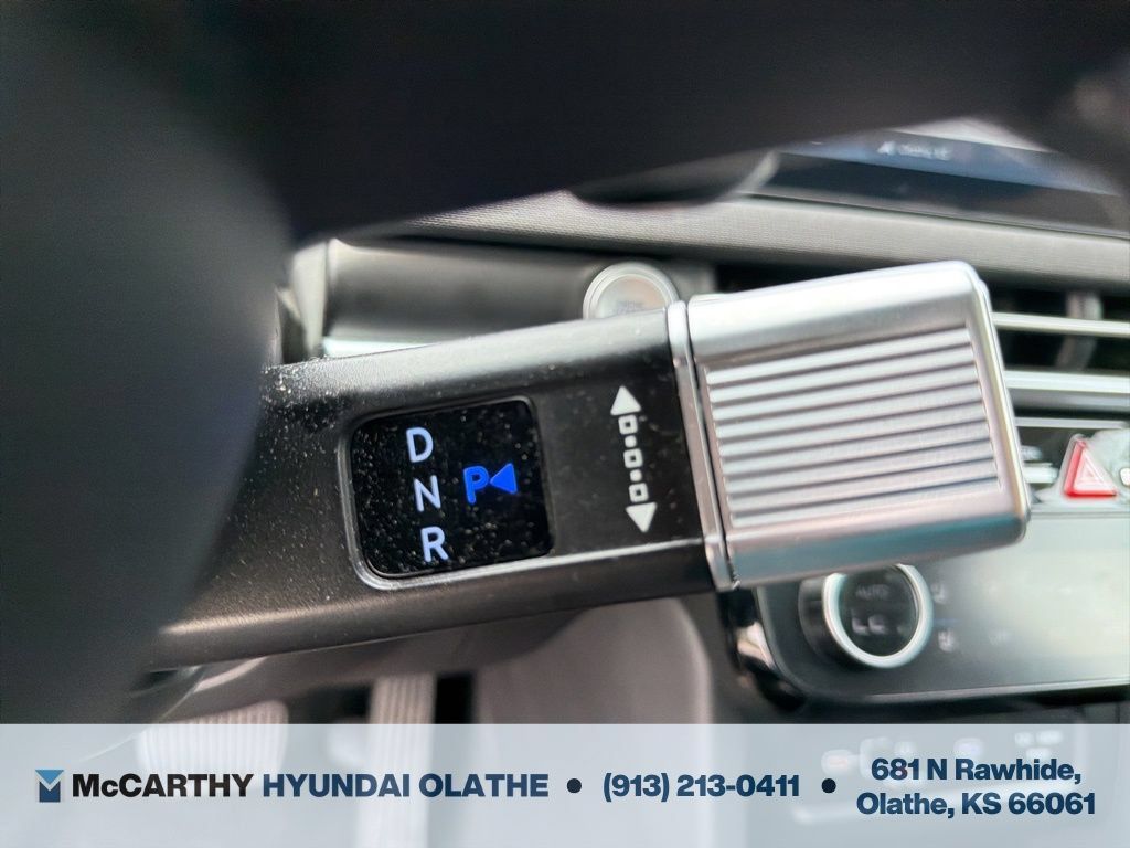 Used 2025 Hyundai Tucson Limited AWD/4WD image 32