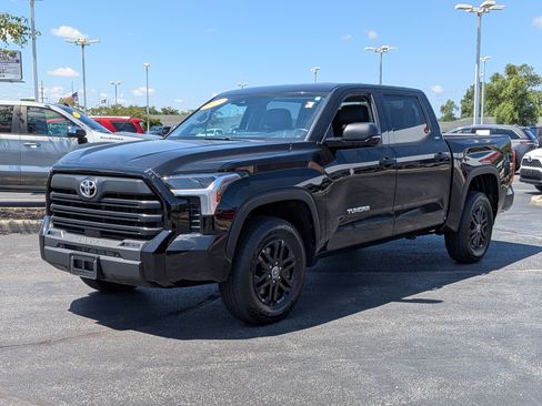 Used 2023 Toyota Tundra SR5 w/ SR5 Premium Package AWD/4WD image 4