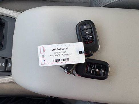 Used 2025 Honda Accord SE image 31