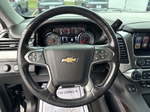 Used 2018 Chevrolet Suburban LT w/ Z71 Midnight Edition image 11