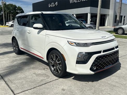 Certified 2022 Kia Soul GT-Line image 7