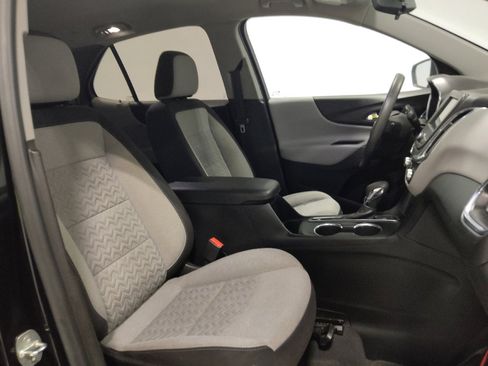 Used 2022 Chevrolet Equinox LS image 21