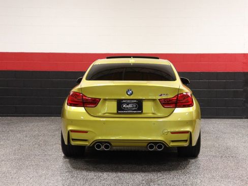Used 2019 BMW M4 Coupe w/ Executive Package RWD image 28