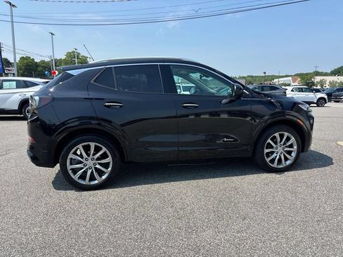 Used 2024 Buick Encore GX Avenir w/ Avenir Convenience Package AWD/4WD image 2