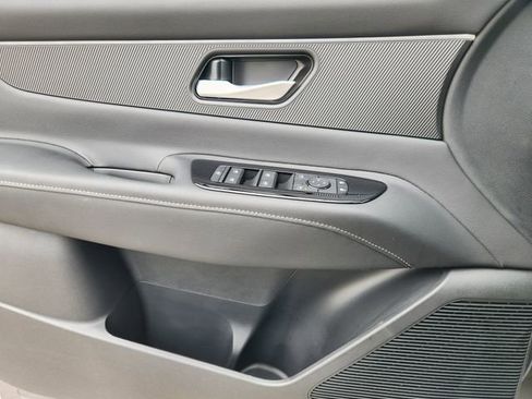 New 2026 Nissan Murano SV AWD/4WD image 19