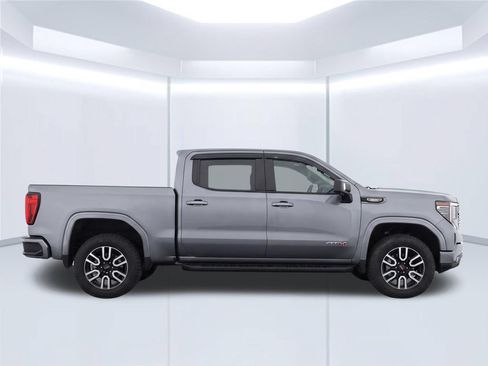 Used 2026 GMC Sierra 1500 AT4 w/ AT4 Premium Package AWD/4WD image 9