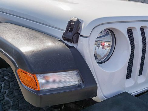 Used 2019 Jeep Wrangler Unlimited Sport S image 10