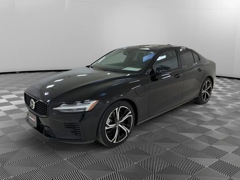 Used 2023 Volvo S60 T8 Plus AWD/4WD image 7
