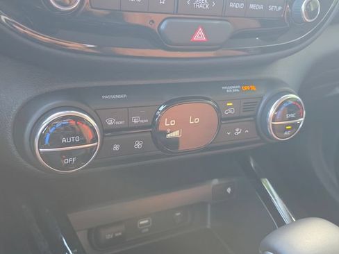 Used 2025 Kia Soul EX FWD image 26